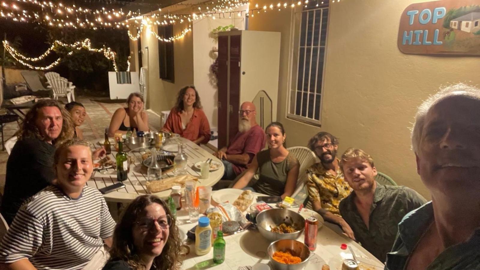 Top Hill Hostel- Martinique- Auberge Dortoir 拉特里尼泰 外观 照片